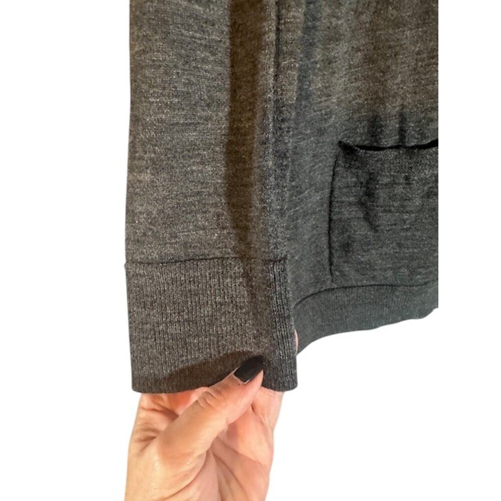Gap Button Down V-Neck Long Sleeve Wool Blend Cardigan Dark Gray Women Sz S - Picture 3 of 9